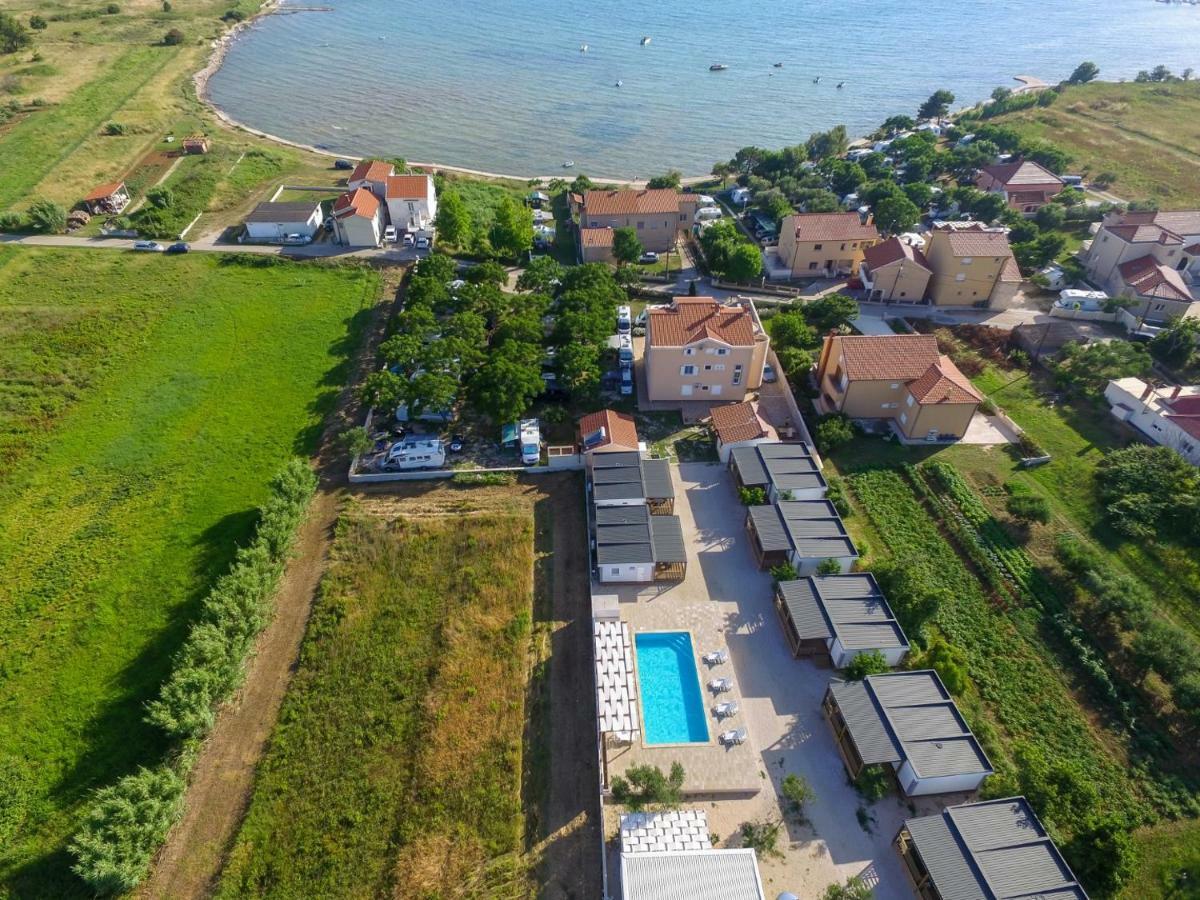 Apartments Medanic - Private Pool Privlaka  Exteriér fotografie