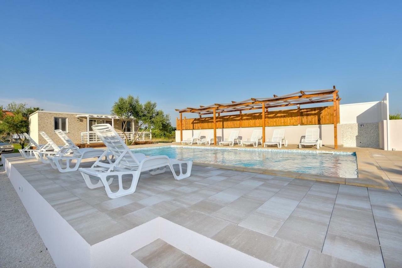 Apartments Medanic - Private Pool Privlaka  Exteriér fotografie